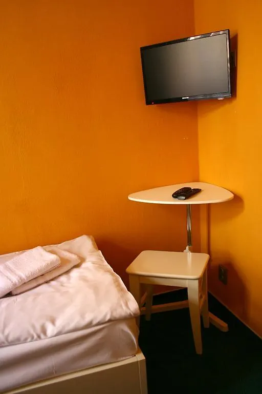Hotelove Pokoje Kolcavka Praga 2*,